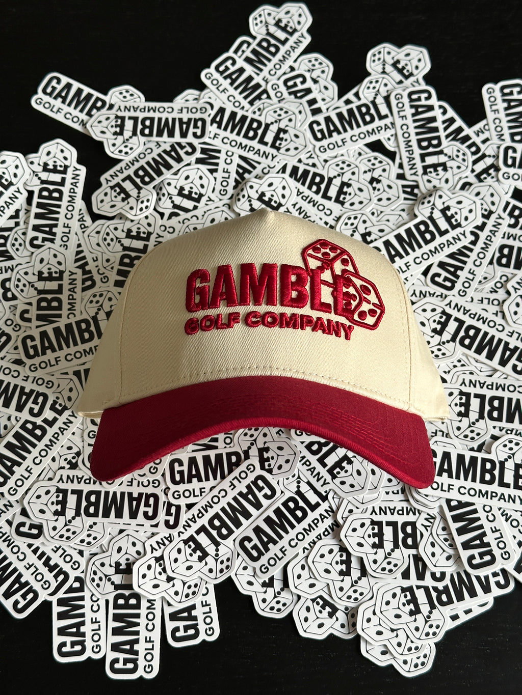 Canvas "Gamble" Hat in Sunday red colorway